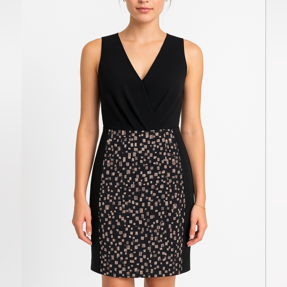 FOREVER 21 Sz XS Black Geometric Pleated V Neck Shift Dress Knee Length Lined